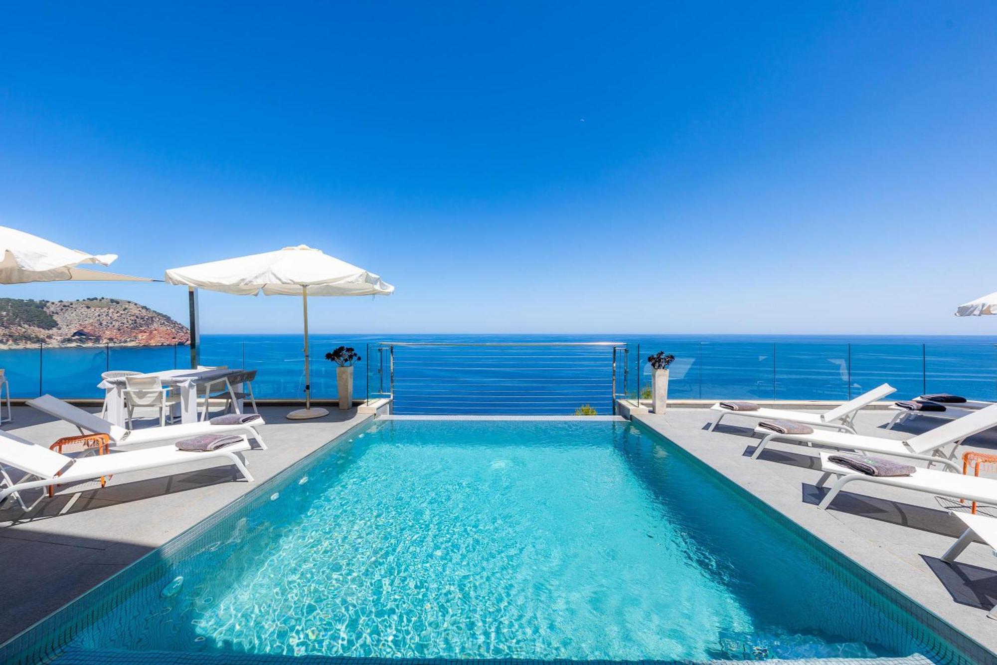 Ema Villa